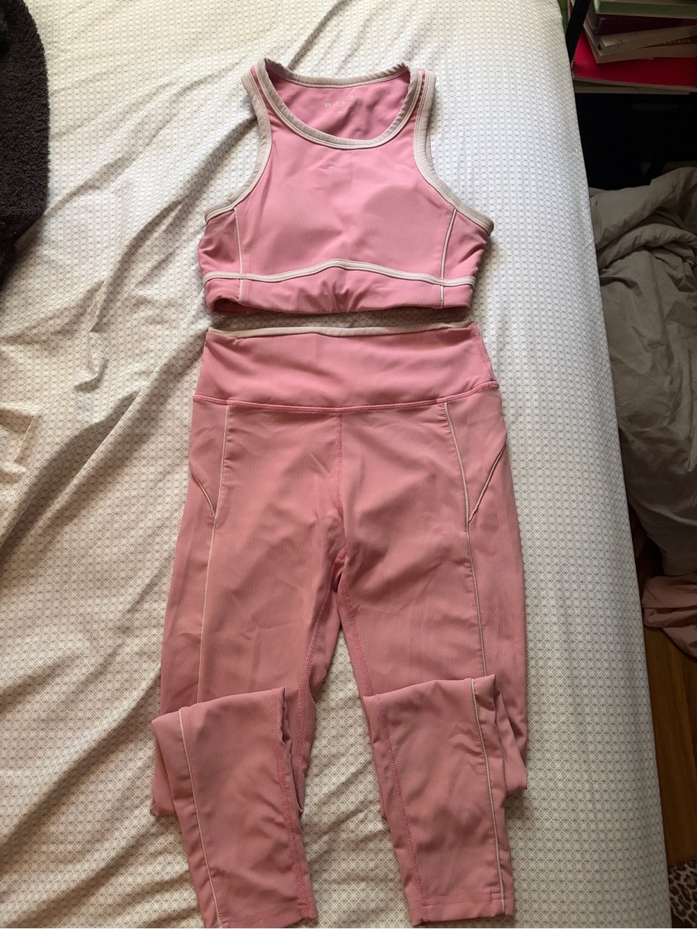 WILO Pink Top & Legging Set Size Medium